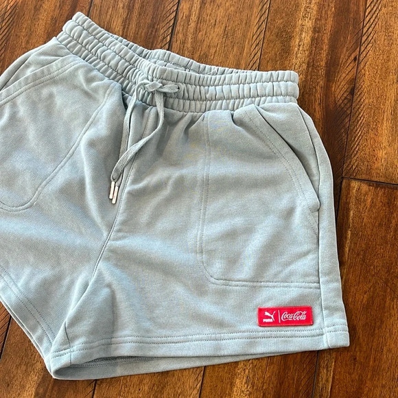 Coca-Cola X Puma Women's Slate  Shorts size Small - Picture 2 of 12